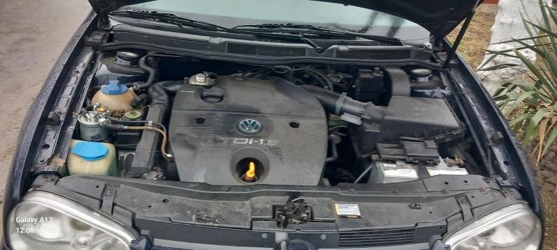 VW Golf, снимка 5 - Автомобили и джипове - 49149018