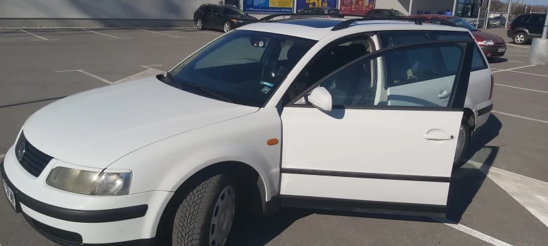 VW Passat, снимка 16 - Автомобили и джипове - 49423297