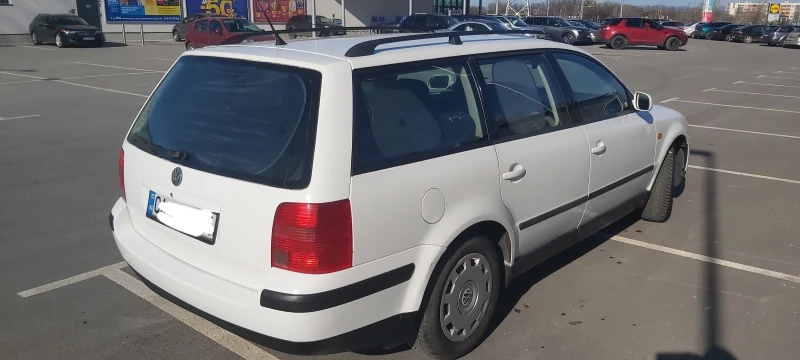 VW Passat, снимка 4 - Автомобили и джипове - 49423297