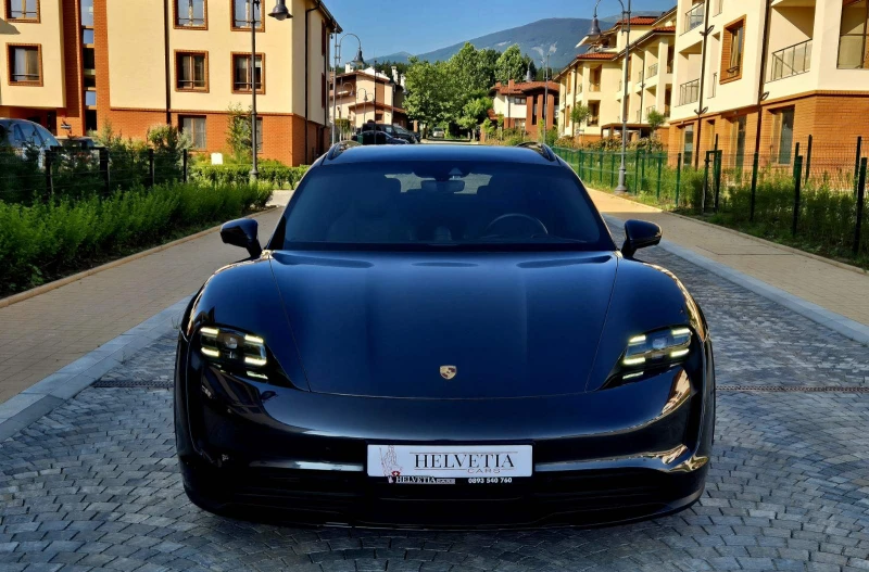 Porsche Taycan 4* CROSS TURISMO* PANO* BOSE* 360CAM* , снимка 8 - Автомобили и джипове - 50660185