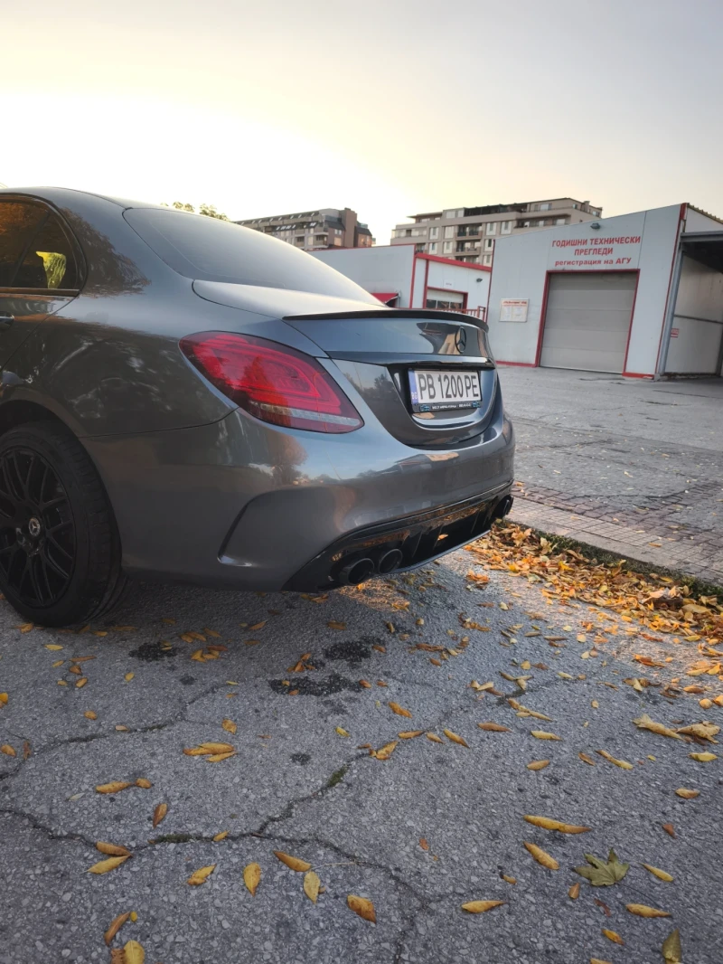Mercedes-Benz C 300 Facelift, снимка 8 - Автомобили и джипове - 52598131