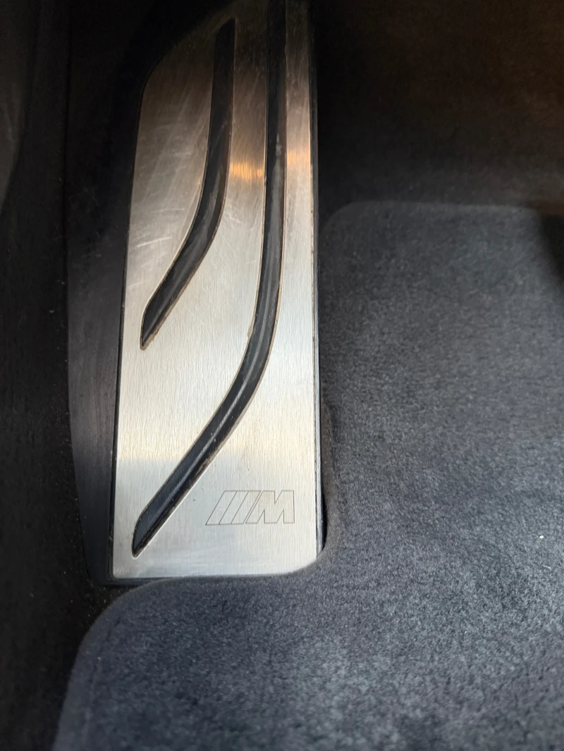 BMW 330 Individual / M-pack / Facelift, снимка 15 - Автомобили и джипове - 52438420