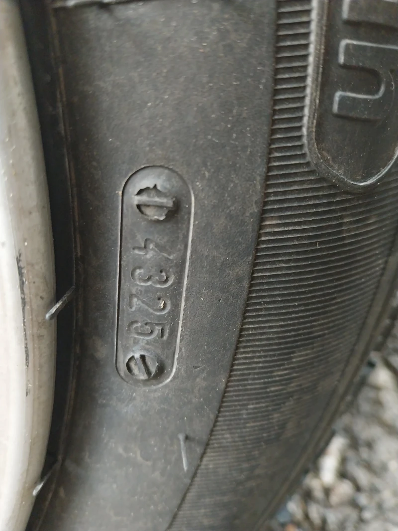 VW Polo 1.6 TDI, снимка 14 - Автомобили и джипове - 52584184