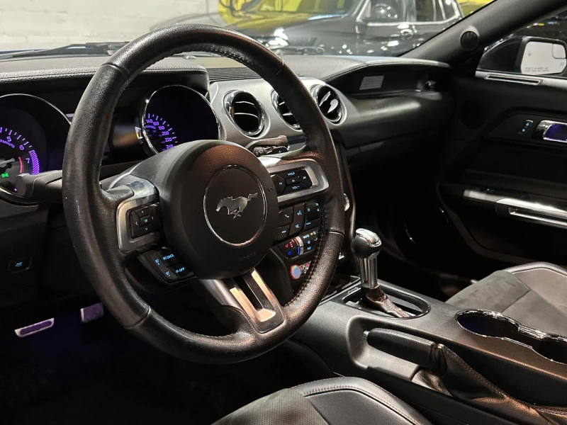 Ford Mustang GT CARFAX АВТО КРЕДИТ , снимка 9 - Автомобили и джипове - 52725395