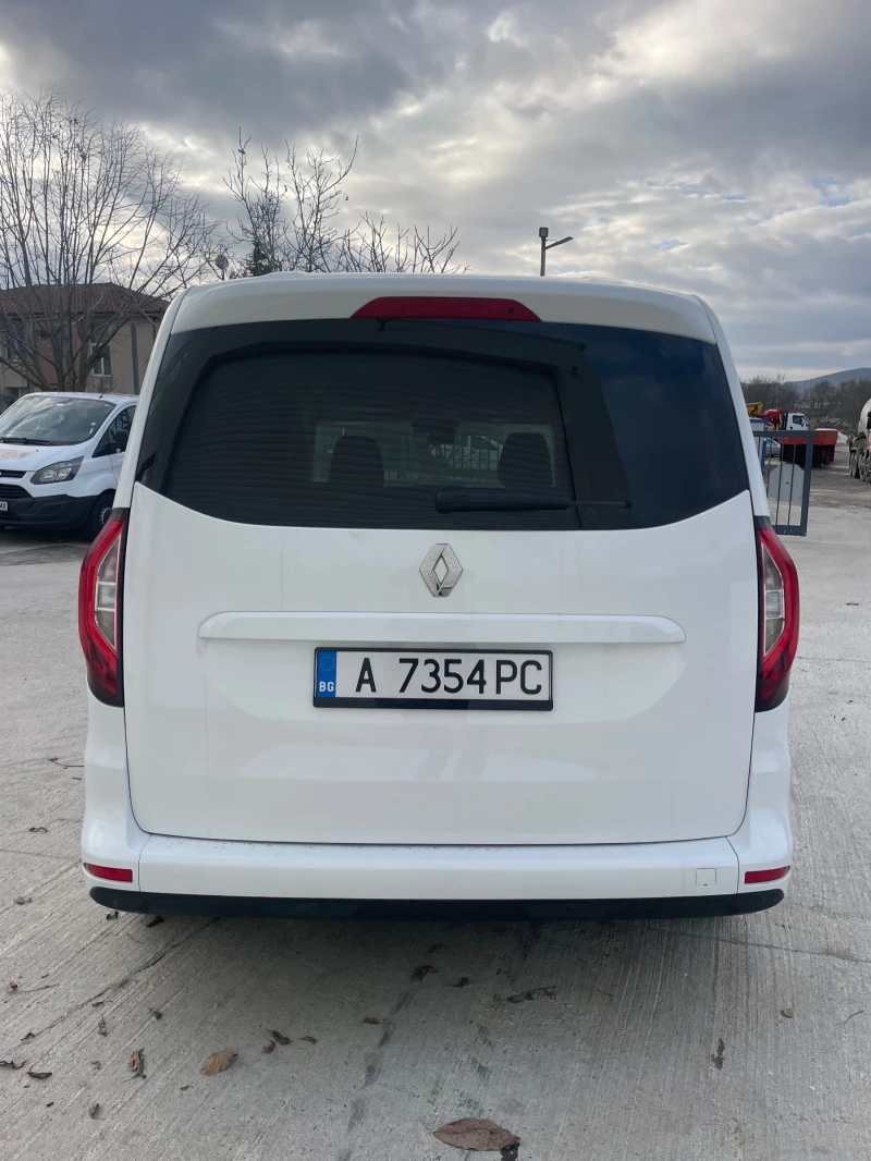 Renault Kangoo 1.5dci-95к.с., снимка 8 - Автомобили и джипове - 52736841