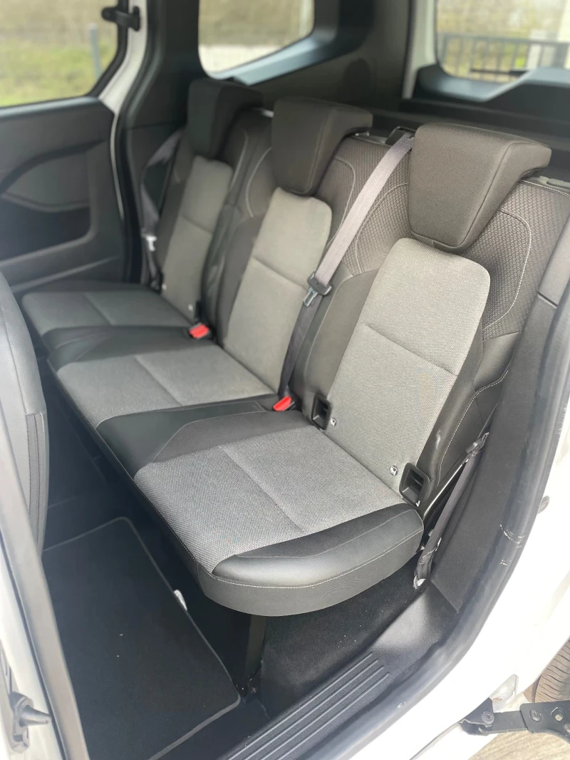 Renault Kangoo 1.5dci-95к.с., снимка 12 - Автомобили и джипове - 52736841