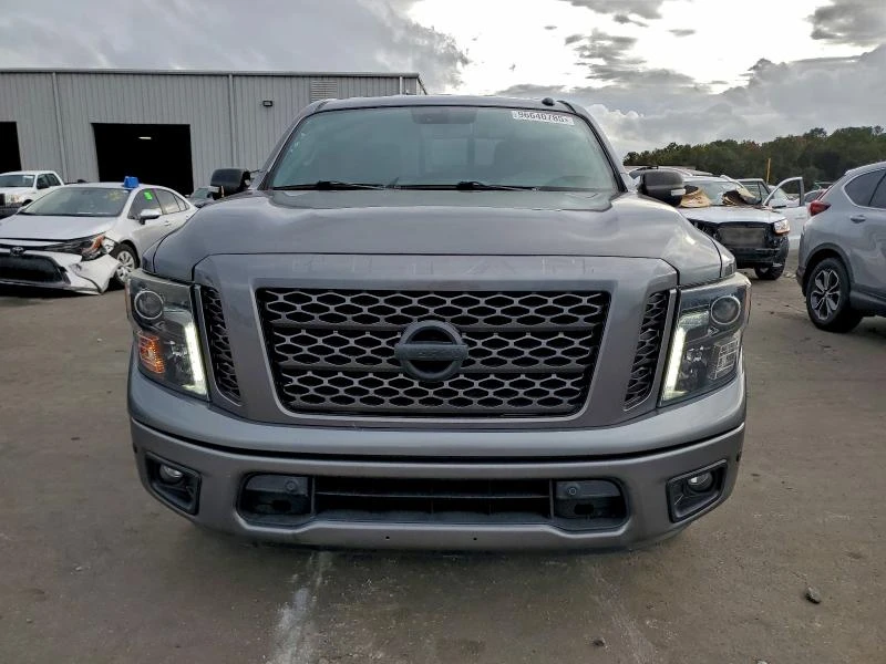 Nissan Teana 5.6L 8 Rear-wheel drive, снимка 7 - Автомобили и джипове - 52904761