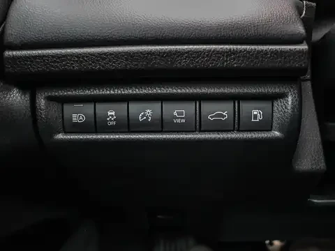 Toyota Camry XSE HYBRID * ЧЕРЕН САЛОН * 360 КАМ * 14К КМ * , снимка 15 - Автомобили и джипове - 55284423