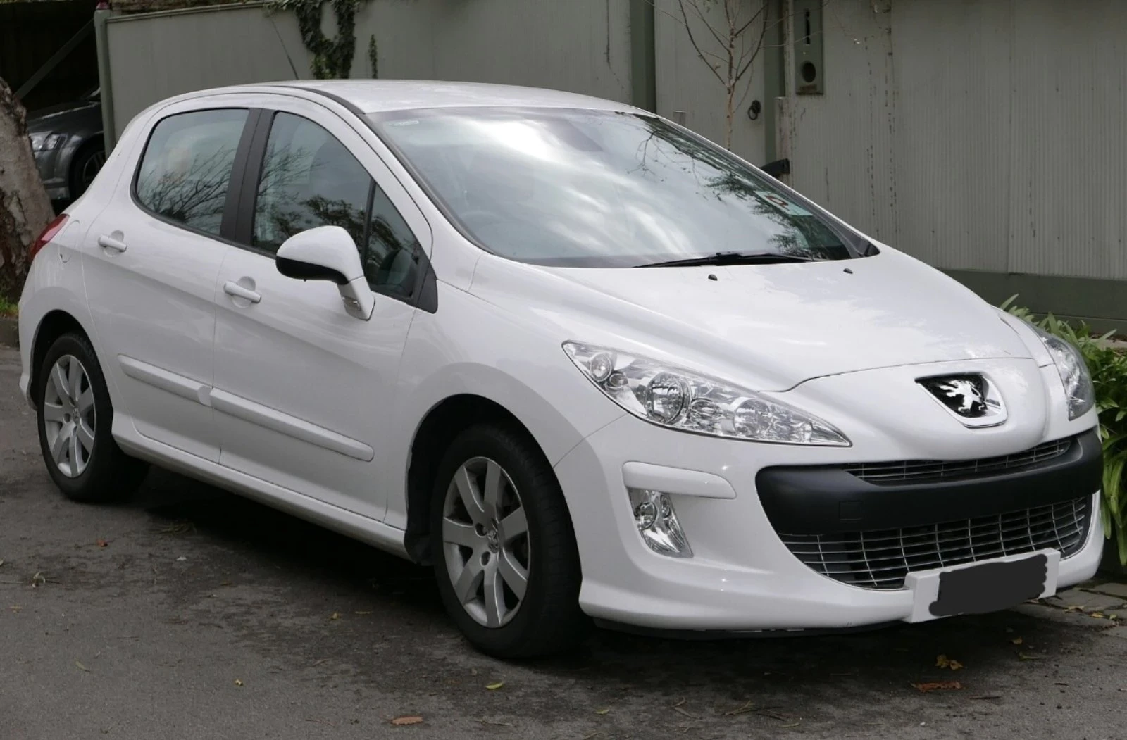 Peugeot 308 1.6i/120k, снимка 1