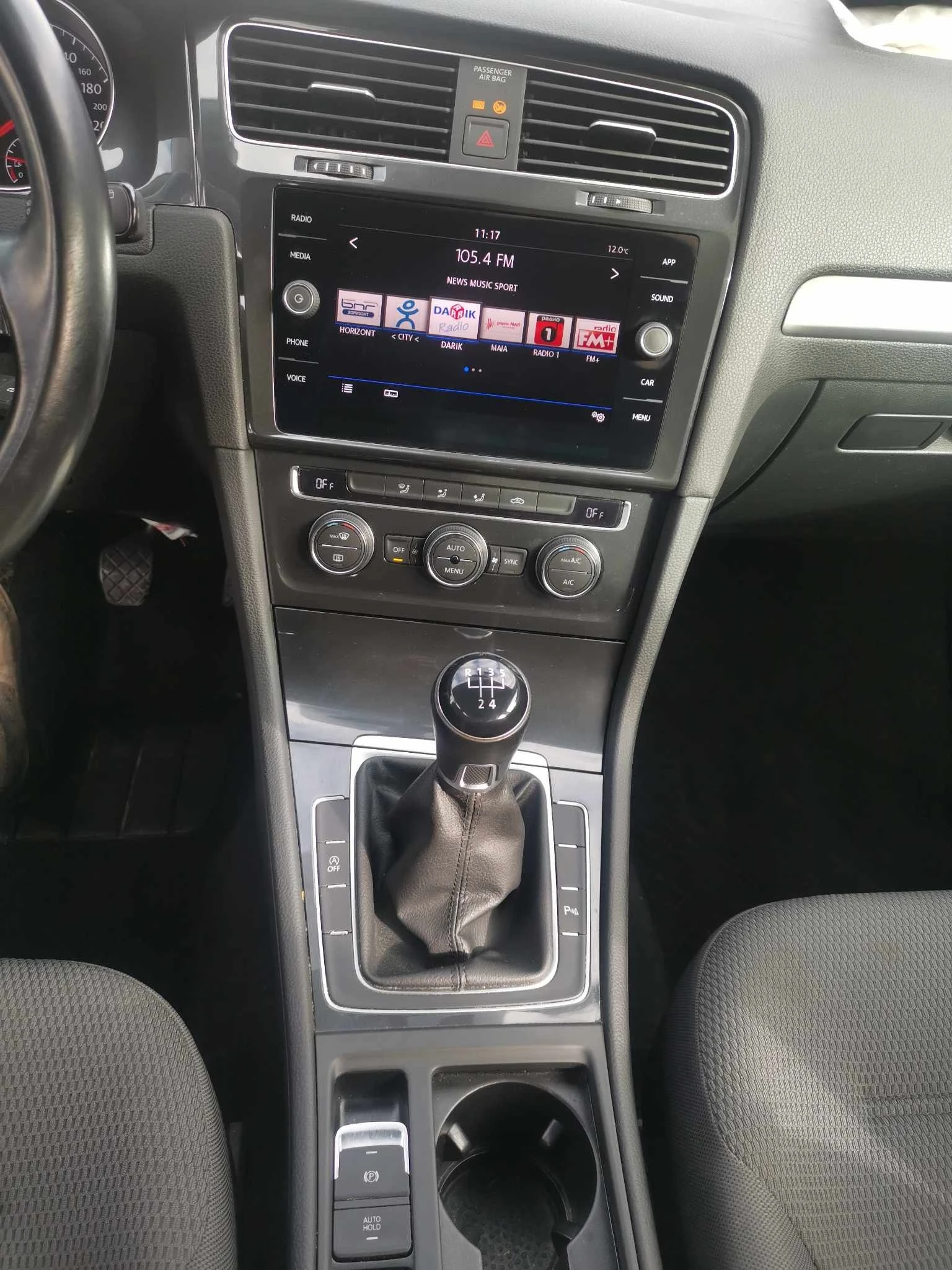 VW Golf 7 1.6tdi | Mobile.bg — изображение 12