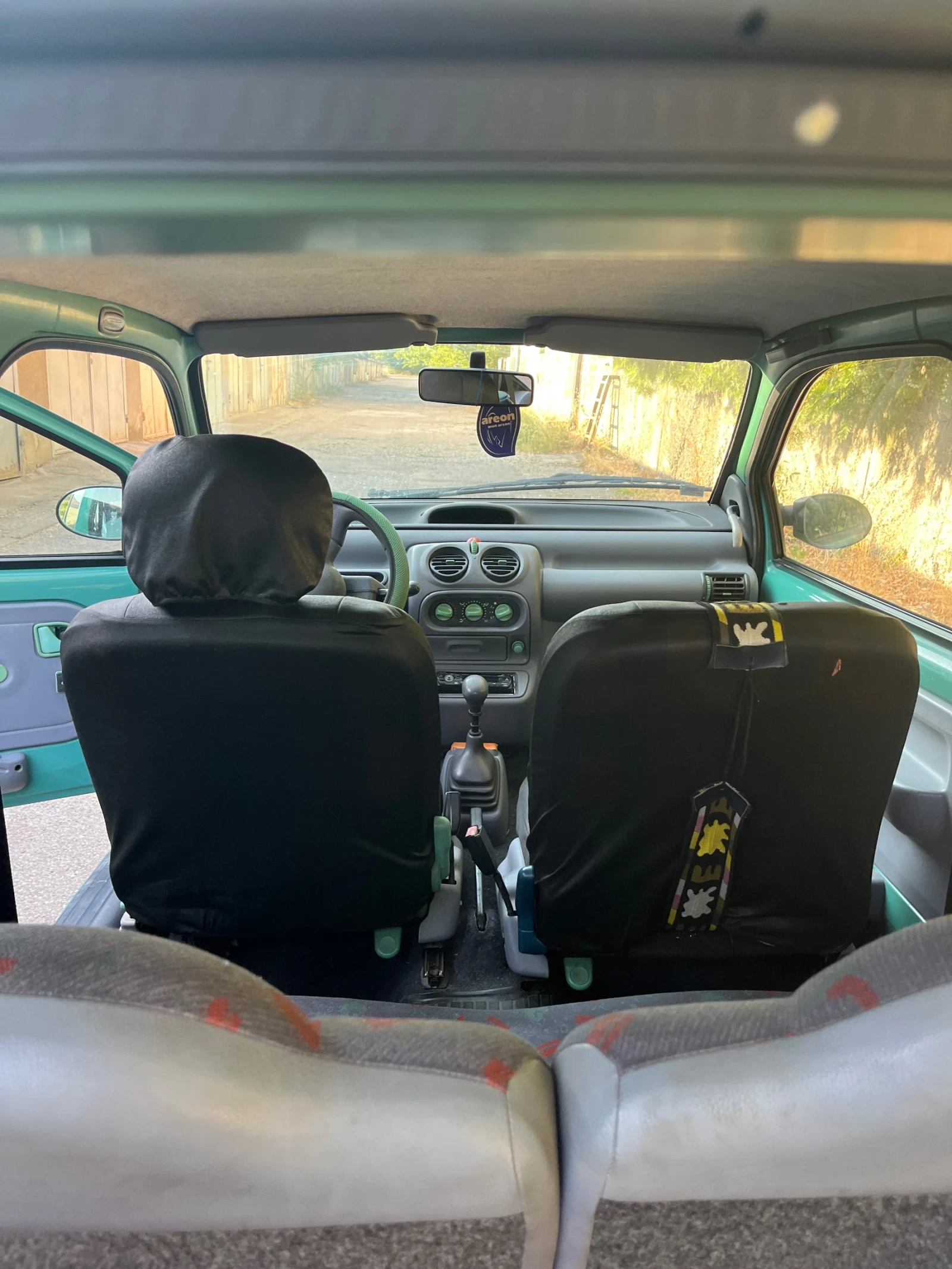Renault Twingo  - изображение 8