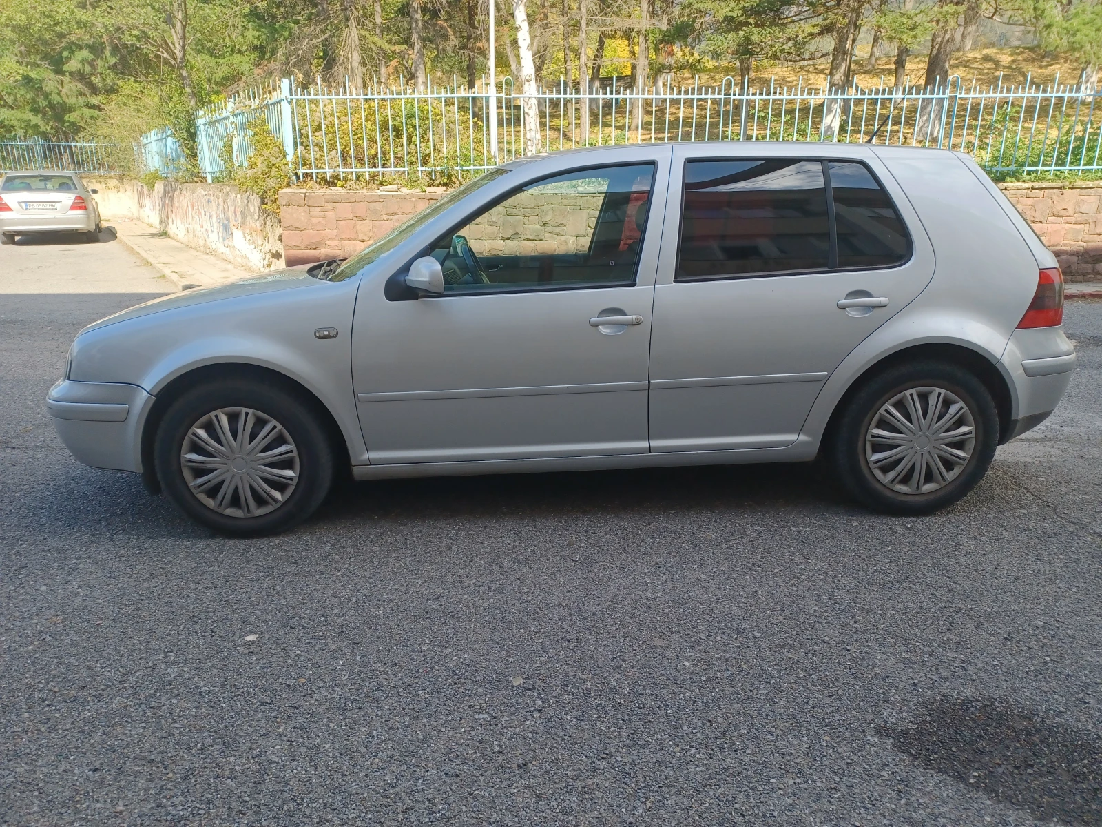 VW Golf 1, 6 - изображение 2