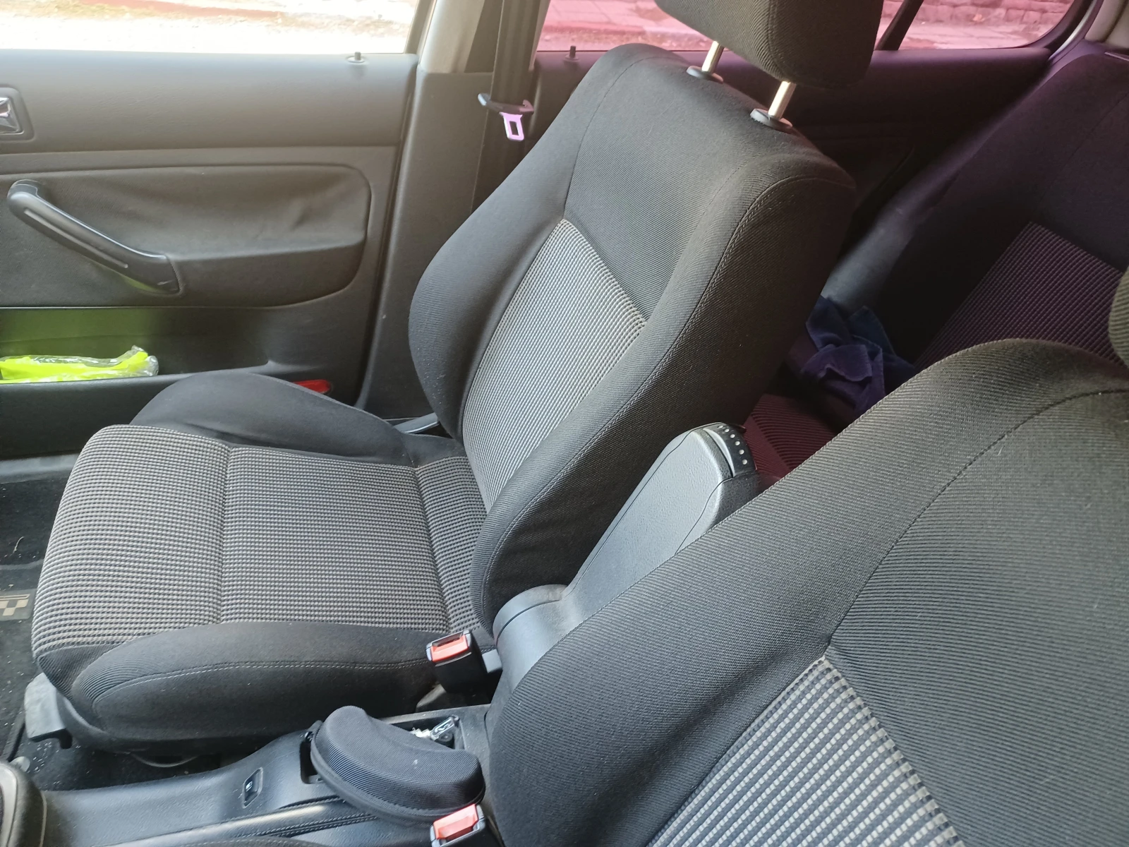 VW Golf 1, 6 - изображение 9