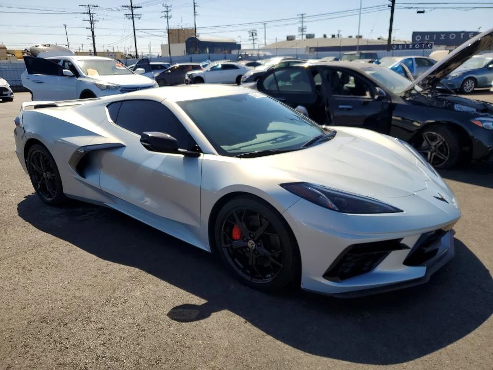 Chevrolet Corvette STINGRAY 1LT - изображение 3