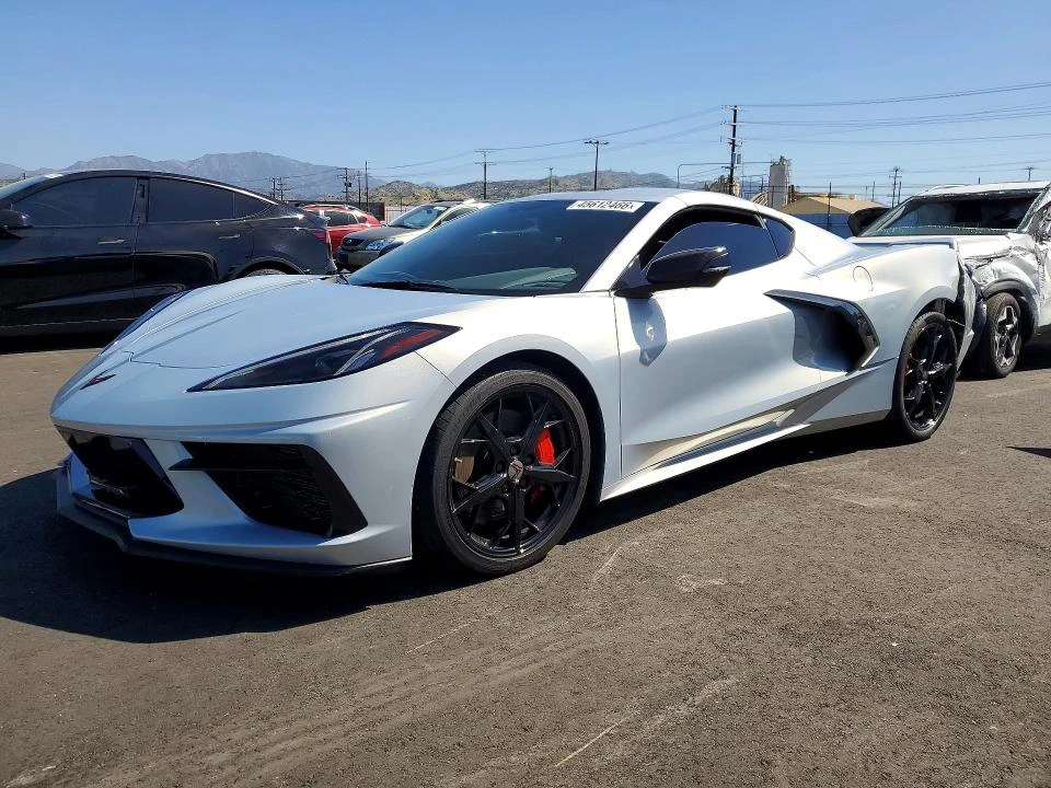 Chevrolet Corvette STINGRAY 1LT - изображение 2