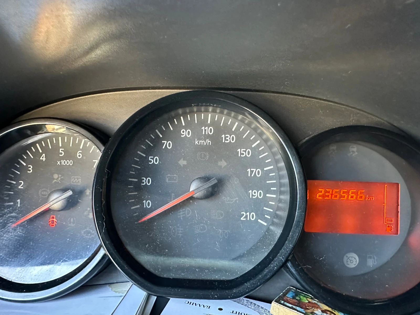 Dacia Lodgy 1.6, снимка 6 - Автомобили и джипове - 53859407