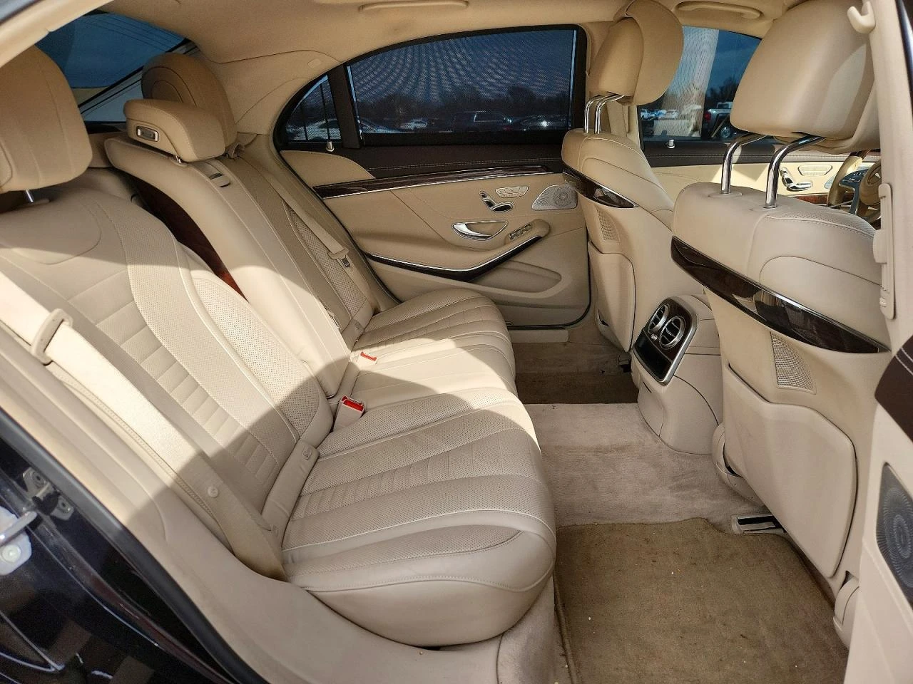 Mercedes-Benz S 560 4.0l 4Matic, снимка 10 - Автомобили и джипове - 53916214