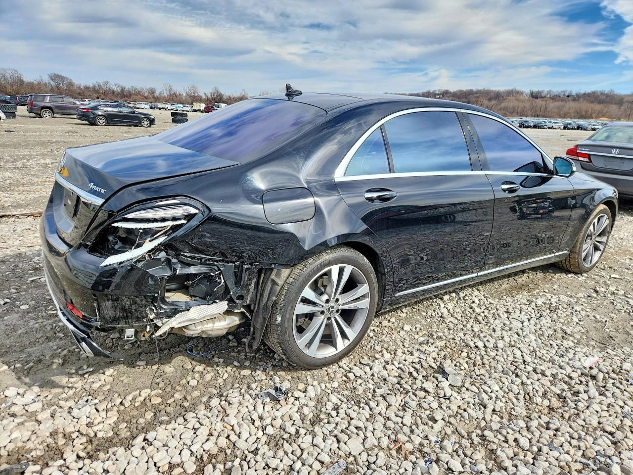 Mercedes-Benz S 560 4.0l 4Matic, снимка 3 - Автомобили и джипове - 53916214