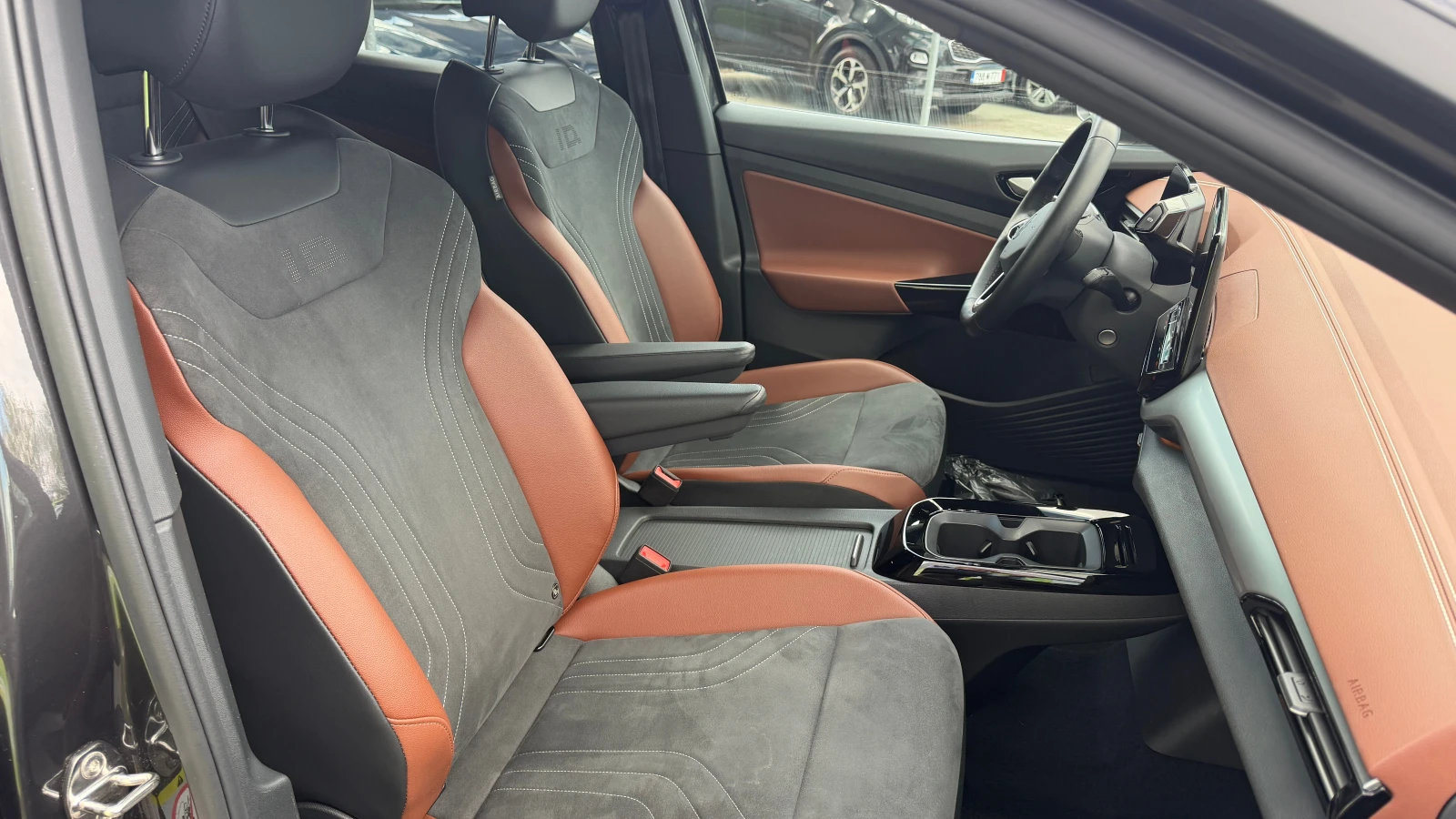 VW ID.4 Pro Performance 77 kWh, снимка 12 - Автомобили и джипове - 54305820