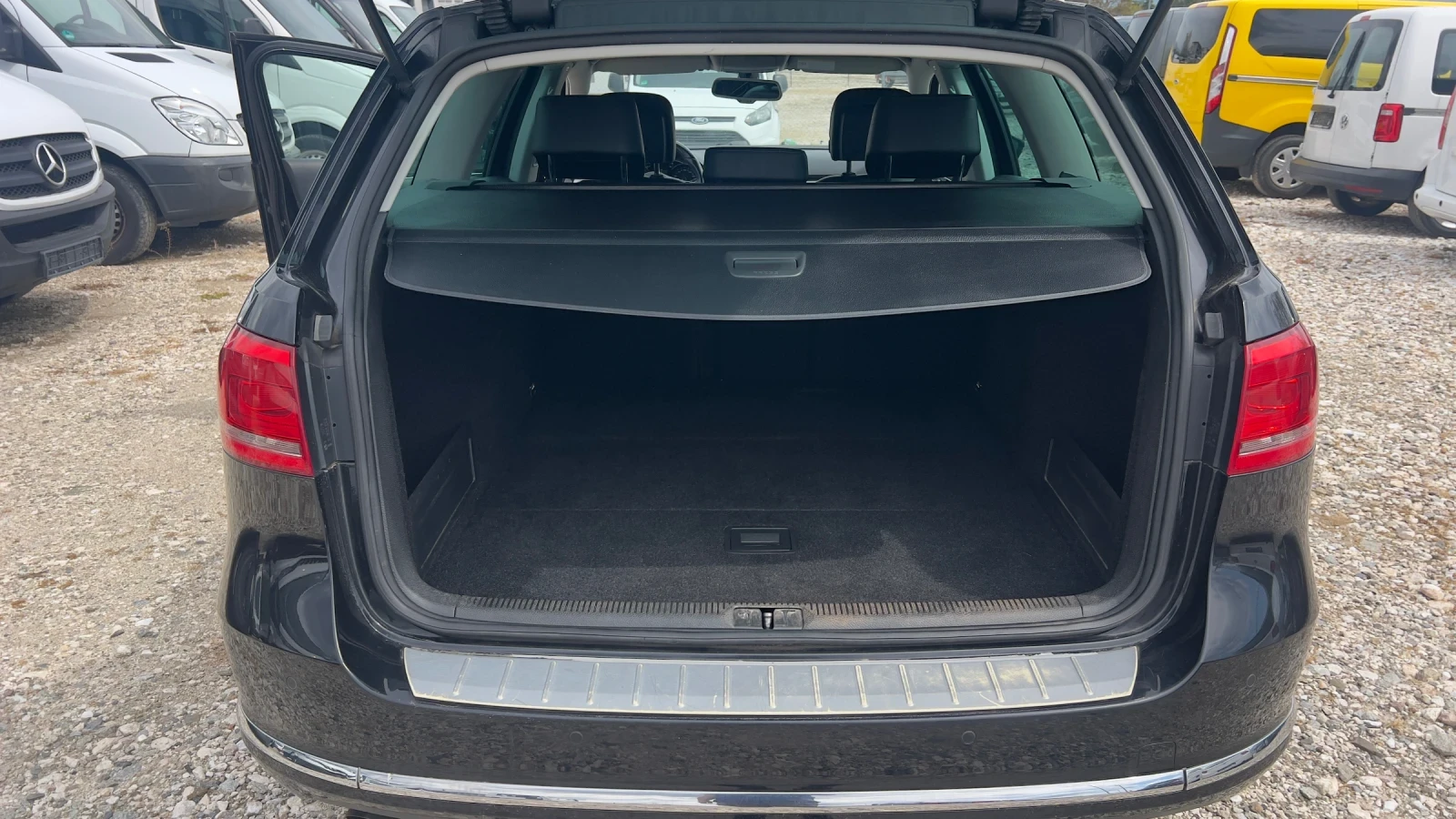 VW Passat 2.0 TDI , снимка 14 - Автомобили и джипове - 54559481
