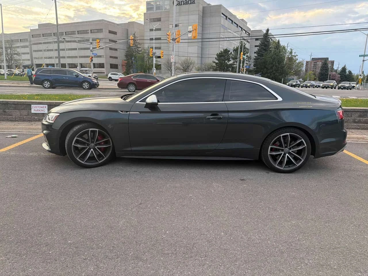 Audi S5 Progressiv / 360 / МАСАЖИ / АВТОКРЕДИТ , снимка 2 - Автомобили и джипове - 54614984