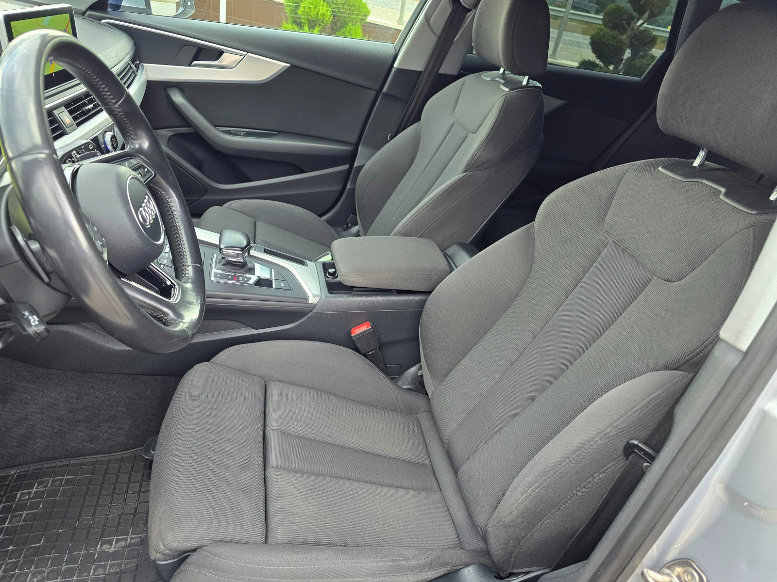 Audi A4 2.0 TDI 150кс ! ! , снимка 11 - Автомобили и джипове - 54862387