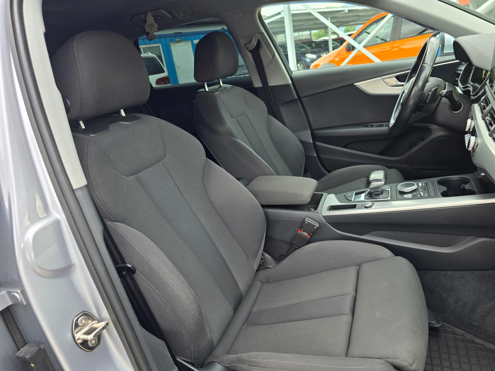 Audi A4 2.0 TDI 150кс ! ! , снимка 15 - Автомобили и джипове - 54862387