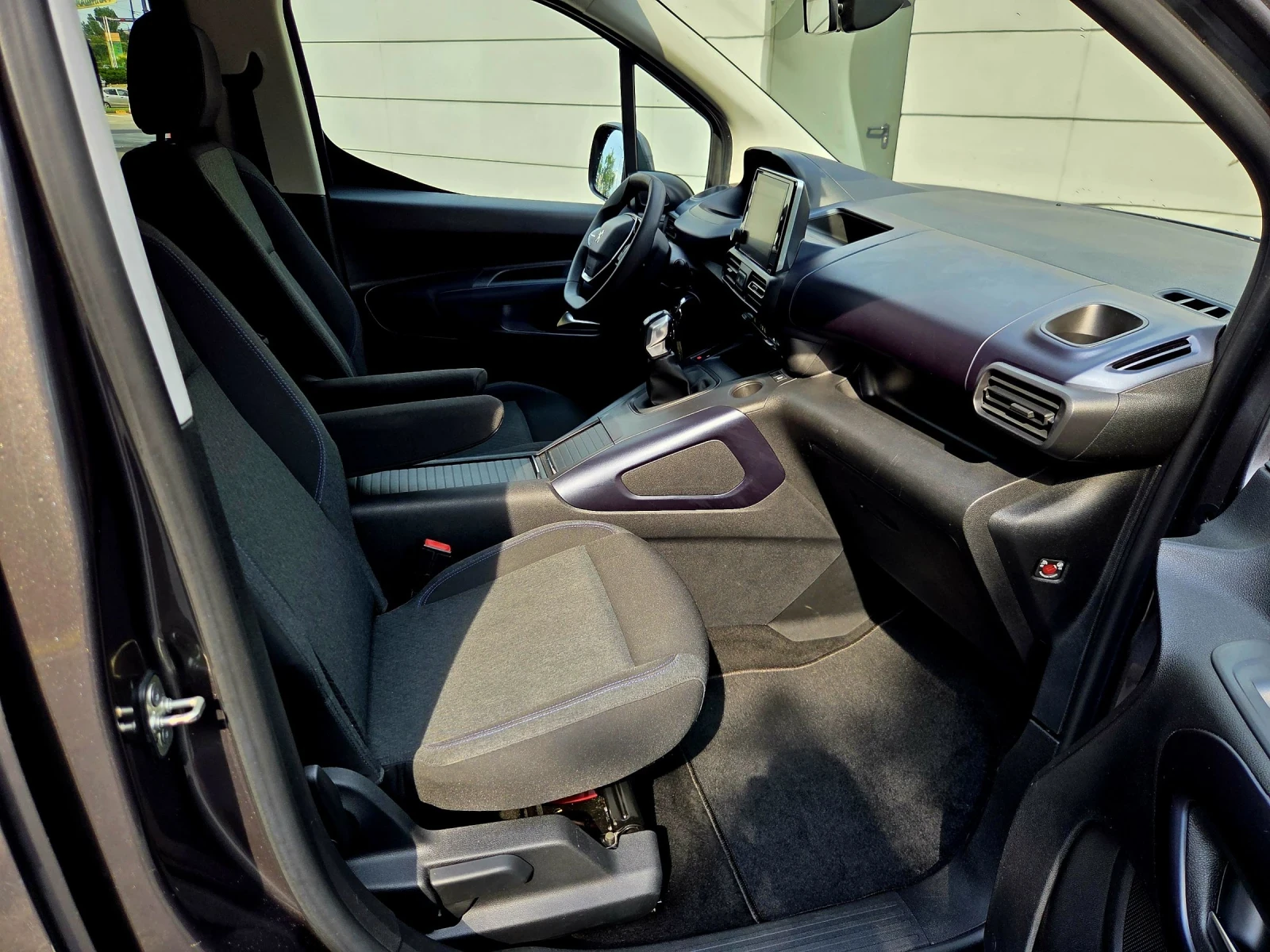 Peugeot Rifter | Mobile.bg � ����������� 8