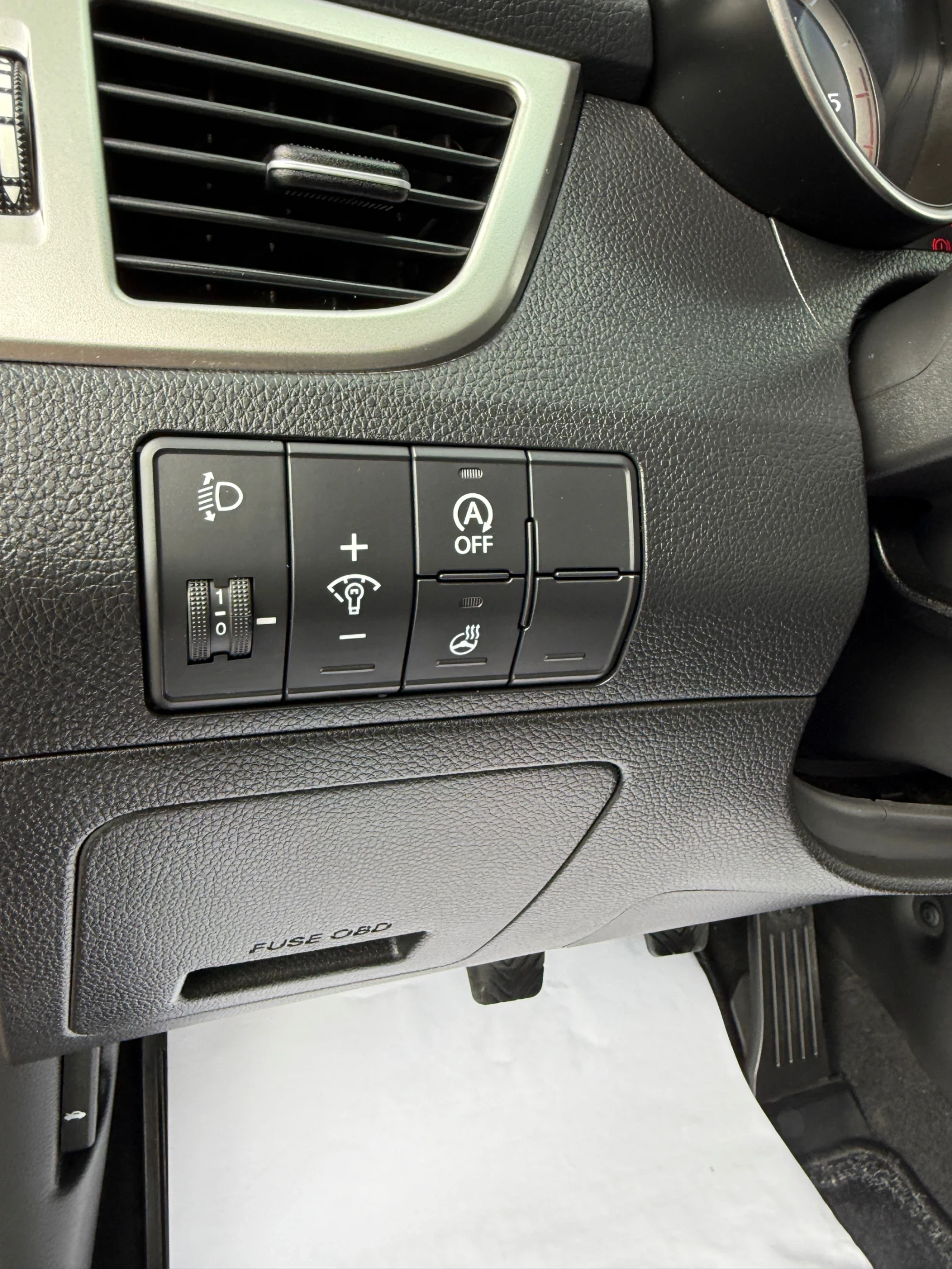 Hyundai I30 1.6 CRDI. KTEO, COC, 2 KEYS, снимка 11 - Автомобили и джипове - 55317492