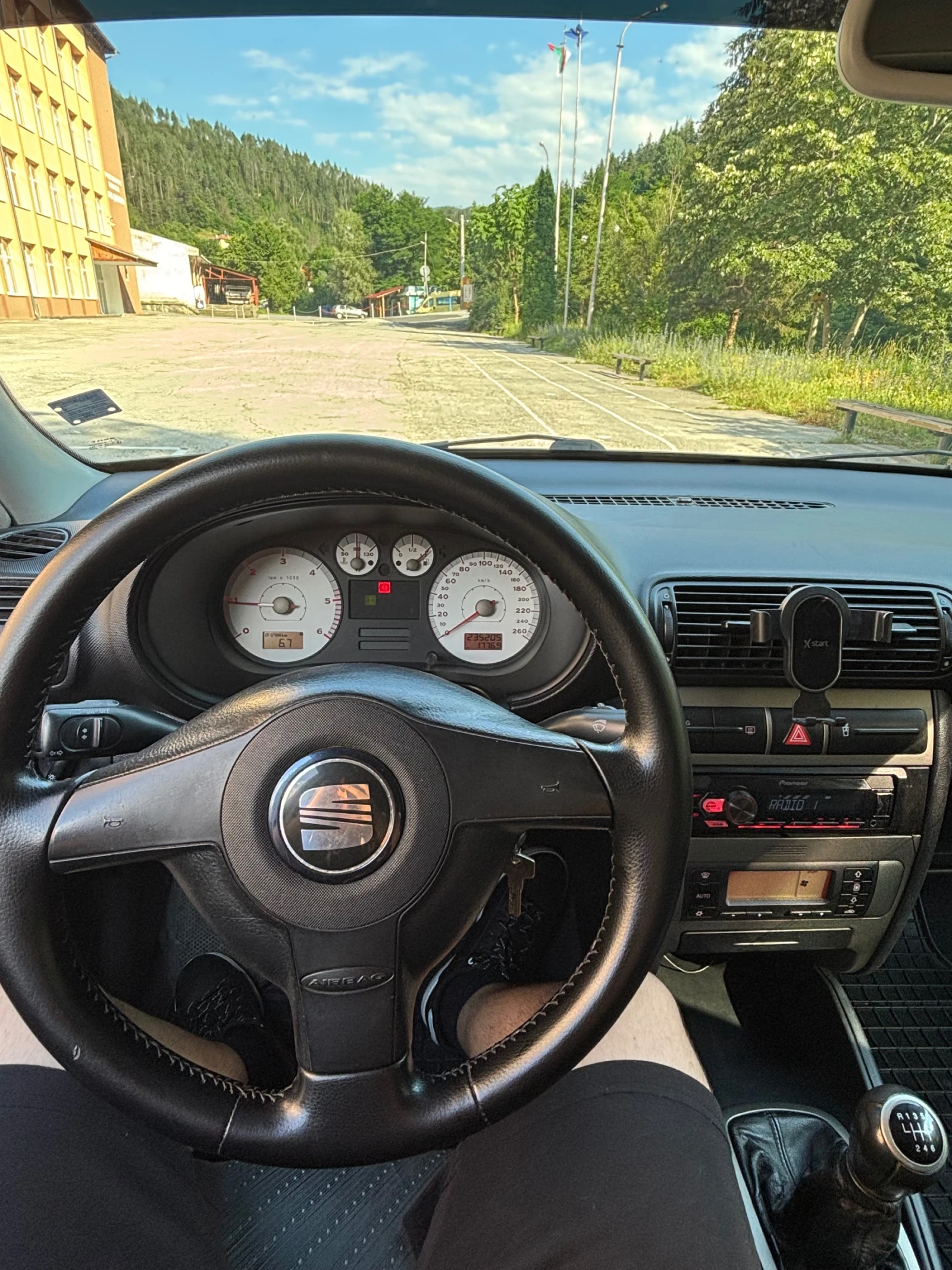 Seat Leon 1.9 TDI ARL, снимка 9 - Автомобили и джипове - 55365317