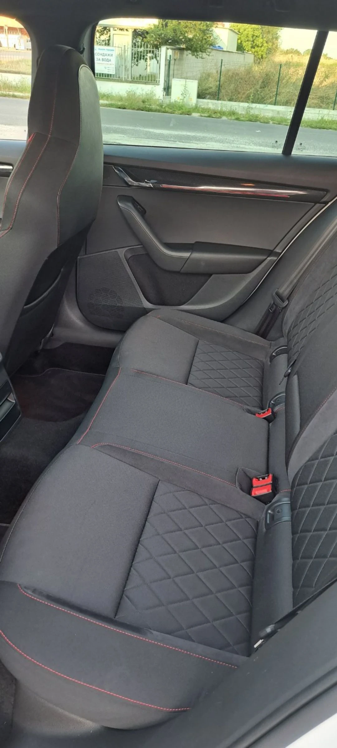 Skoda Octavia VRS 2.0 TDI 184k.c 4?4 DSG DIGITAL, снимка 14 - Автомобили и джипове - 55420153
