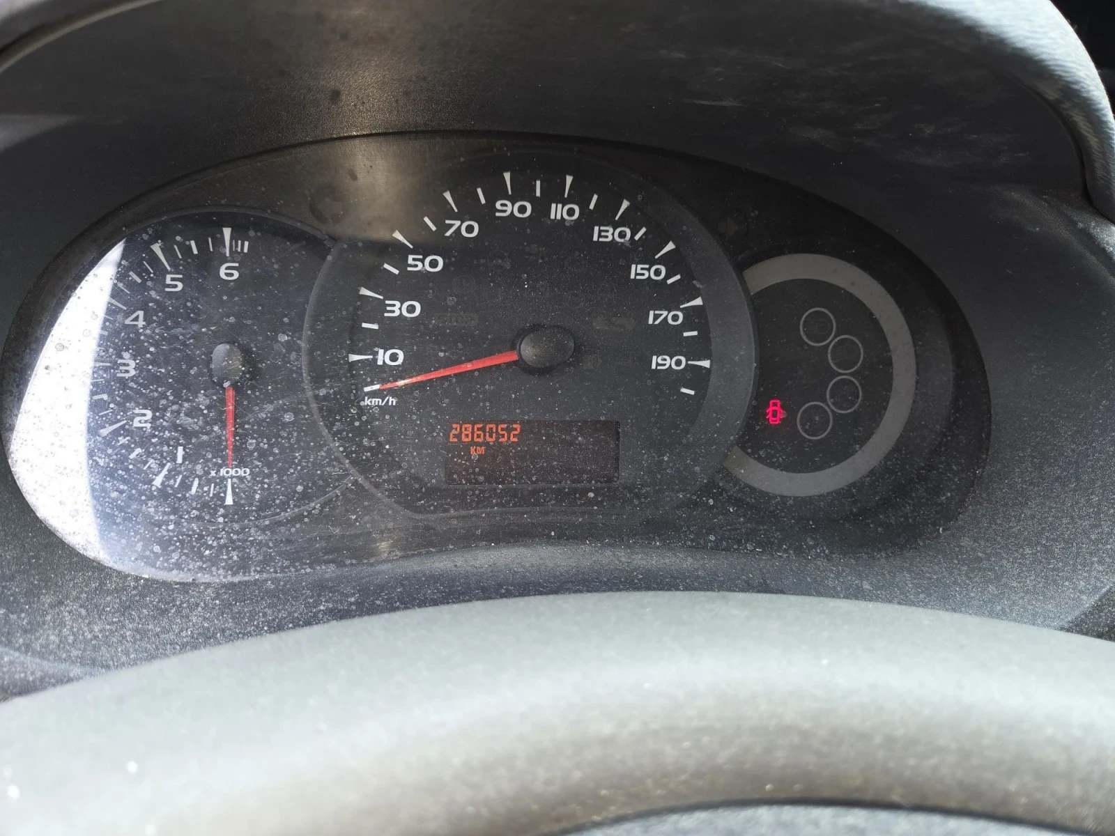 Renault Kangoo, снимка 5 - Автомобили и джипове - 55654319