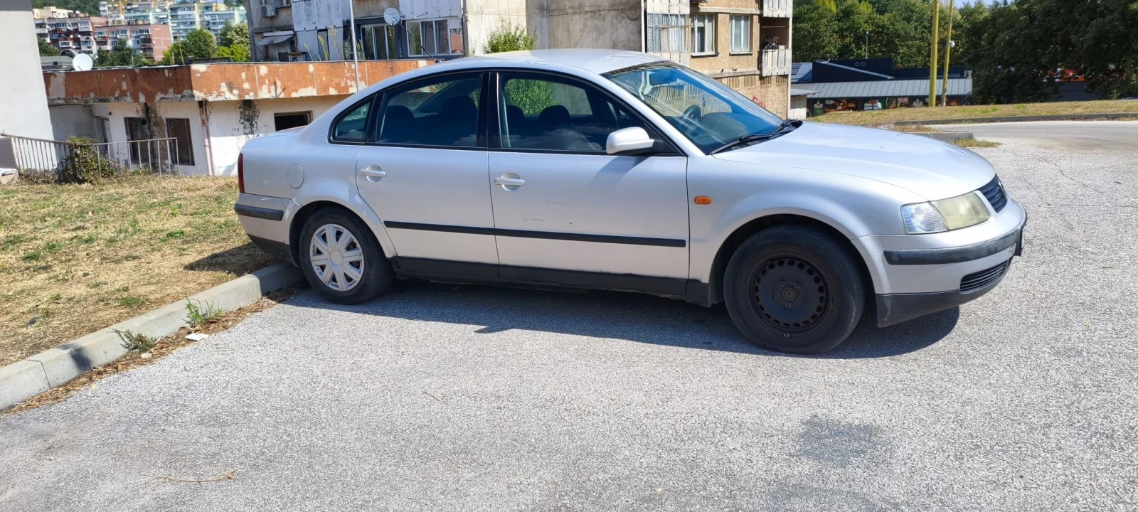 VW Passat 1.8 ГАЗ, снимка 6 - Автомобили и джипове - 55682423
