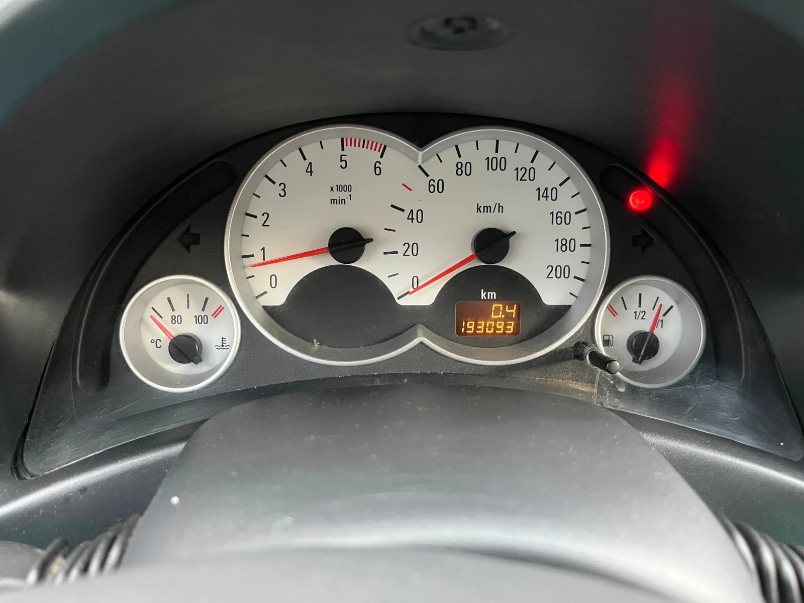 Opel Combo 1.7 CDTI, снимка 7 - Автомобили и джипове - 56560094