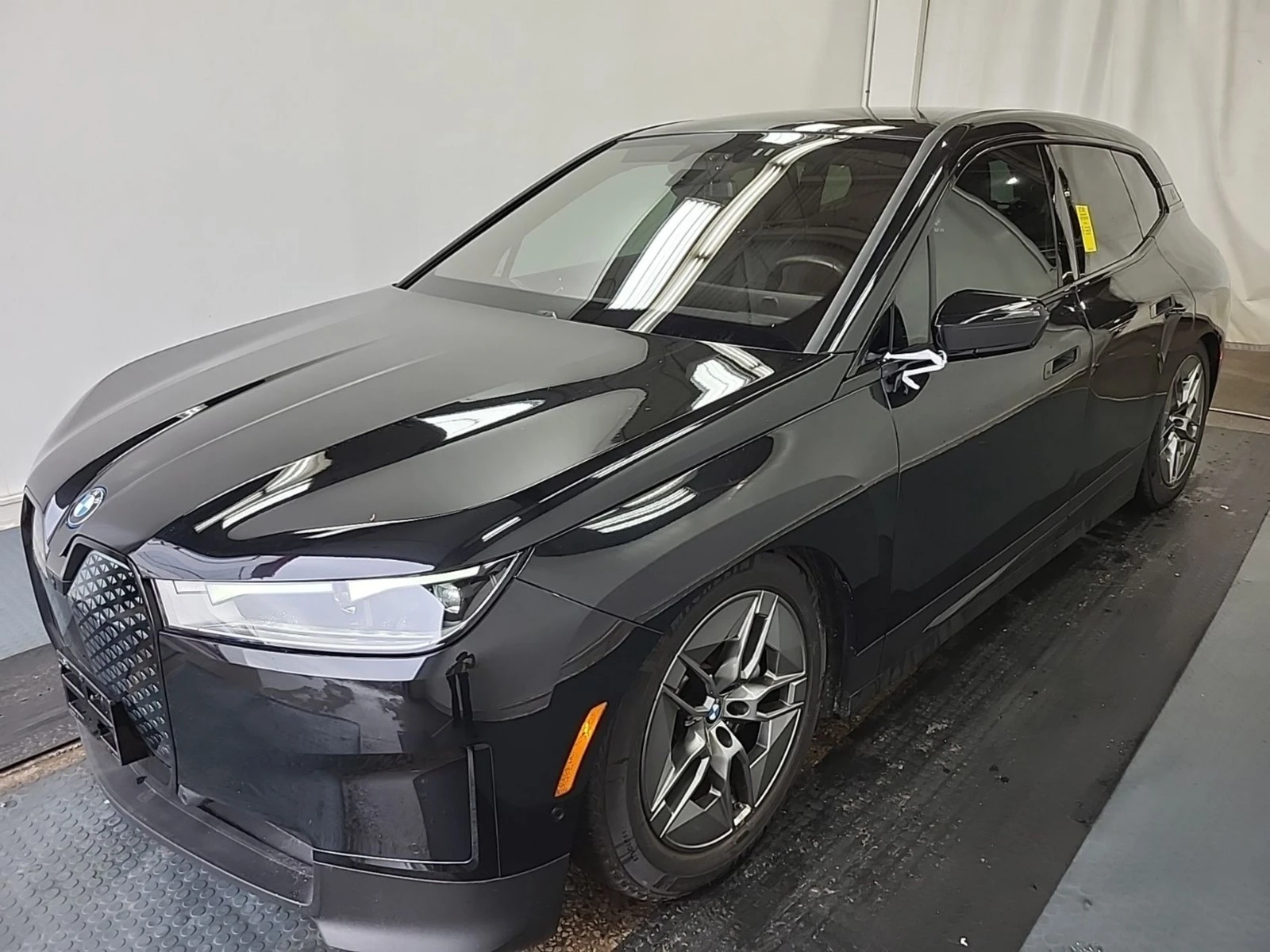 BMW iX XDRIVE50 - DISTRONIC - HEADUP | Mobile.bg � ����������� 3
