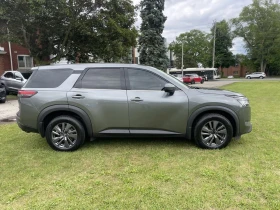 Nissan Pathfinder S* 4WD* DISTRONIC* ПОДГРЕВ* КАМЕРА* М.ТОЧКА*  - 17500 € / 34227.03 лв. - 95315051 7