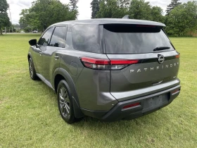 Nissan Pathfinder S* 4WD* DISTRONIC* ПОДГРЕВ* КАМЕРА* М.ТОЧКА*  - 17500 € / 34227.03 лв. - 95315051 5