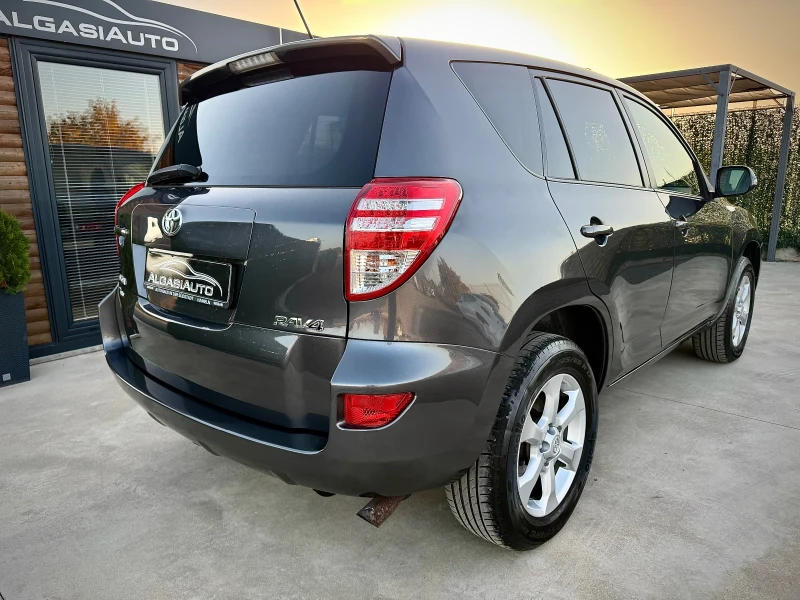 Toyota Rav4 2.0 VALVEMATIC* EXECUTIVE, снимка 4 - Автомобили и джипове - 47747894