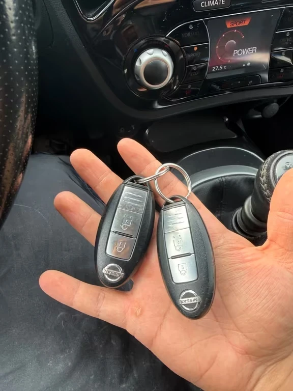 Nissan Juke 1.5 dCi N-CONNECTA 110ps DK, снимка 17 - Автомобили и джипове - 54153613