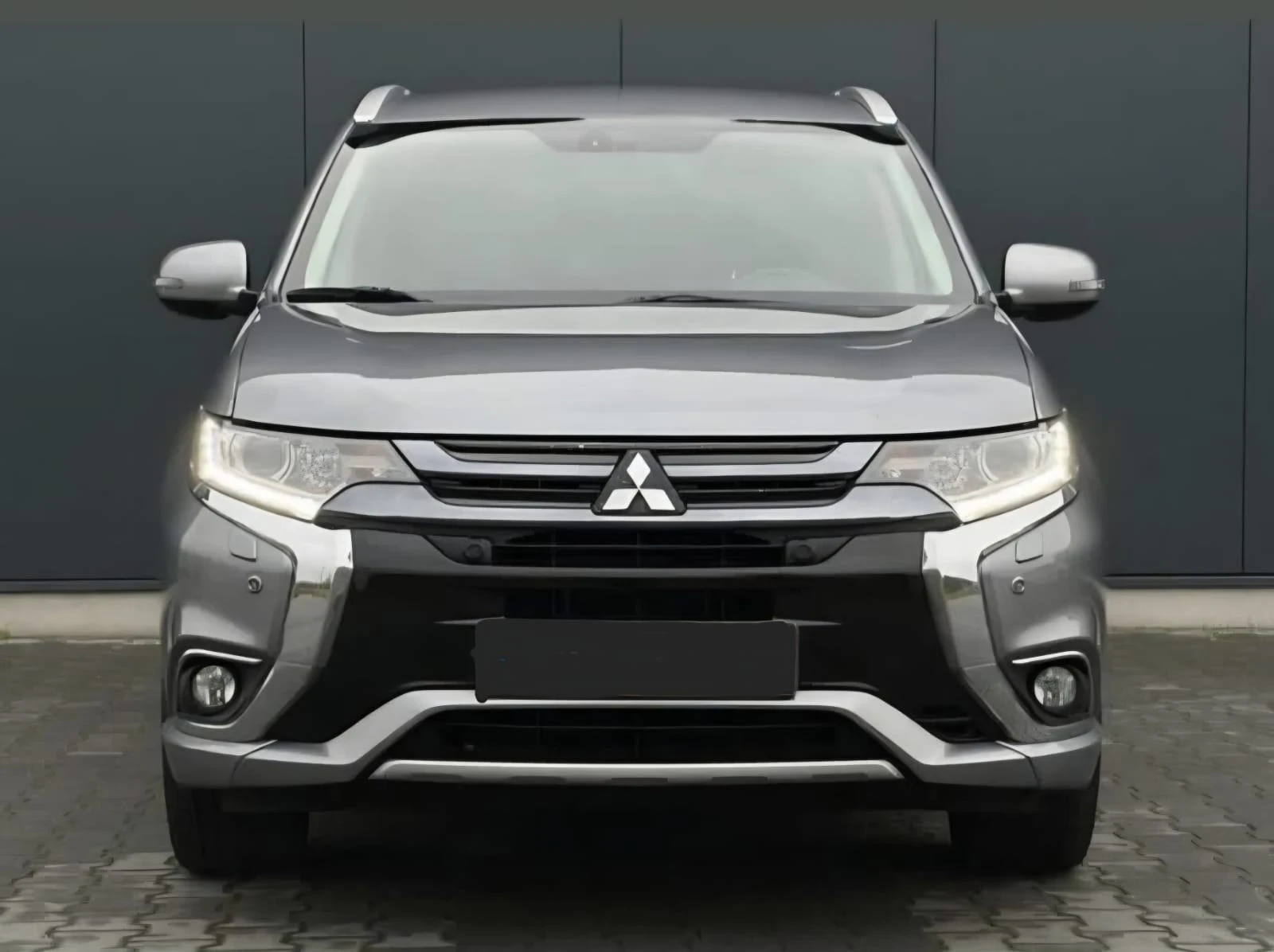 Mitsubishi Outlander Plug- in хибрид - изображение 4