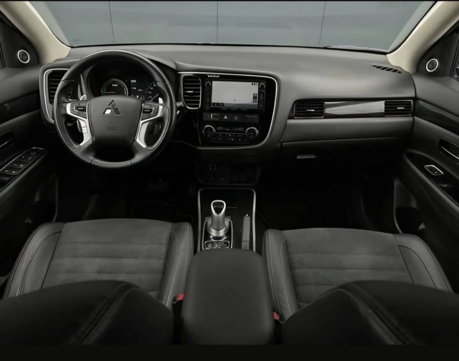 Mitsubishi Outlander Plug- in хибрид - изображение 6