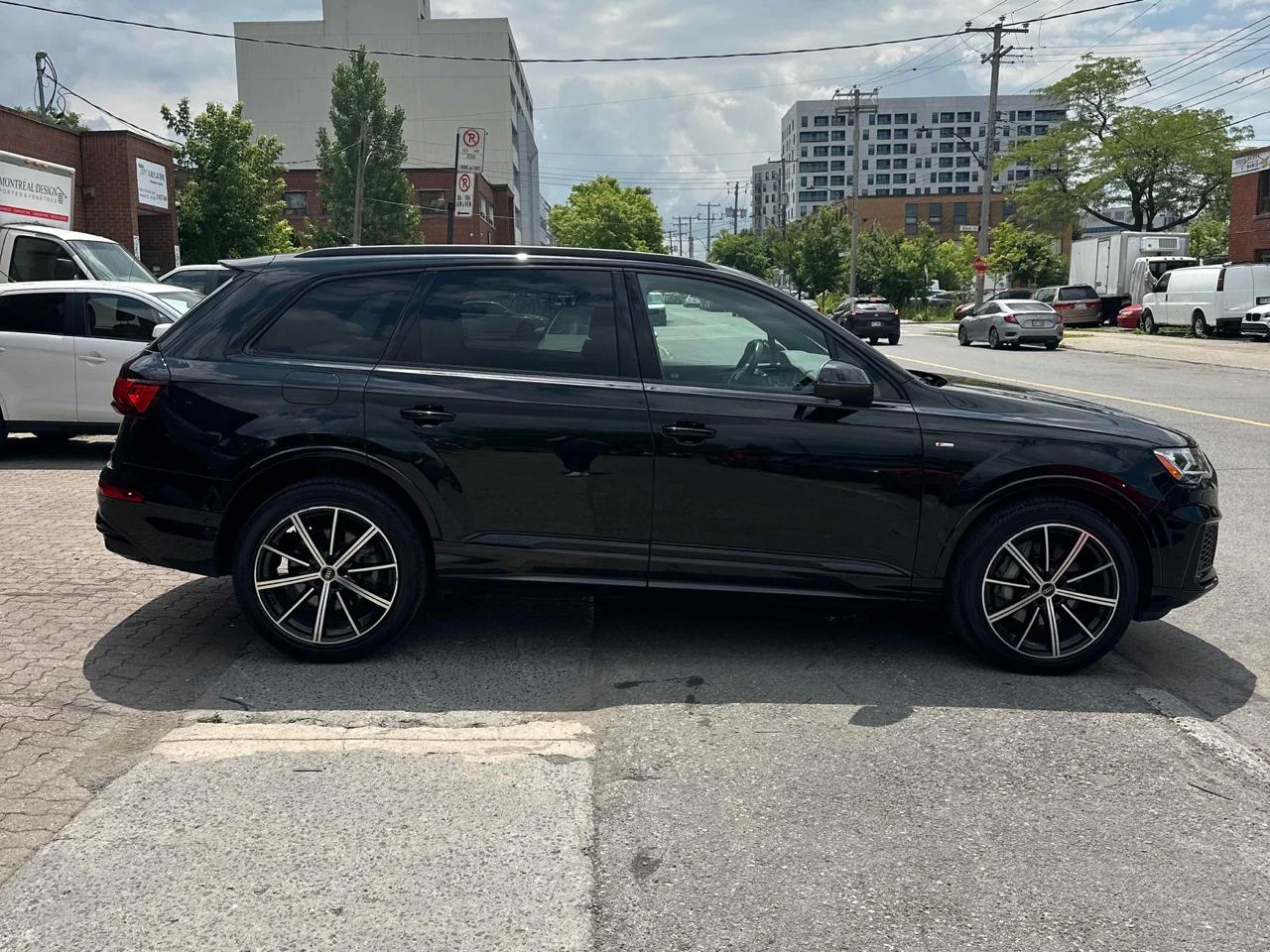 Audi Q7 Komfort* Авто финансиране* Карфакс - изображение 3