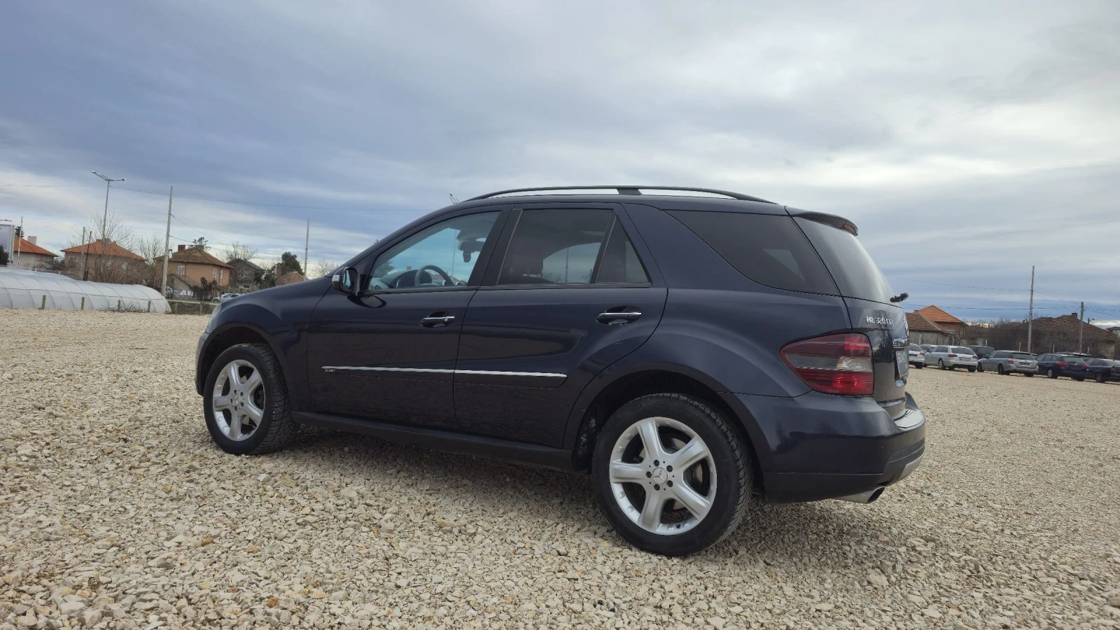 Mercedes-Benz ML 320 4MATIC - изображение 3