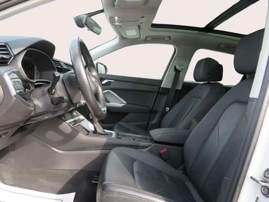 Audi Q3 * Komfort 45 TFSI quattro * CARFAX * ЦЕНА ДО БГ - изображение 7