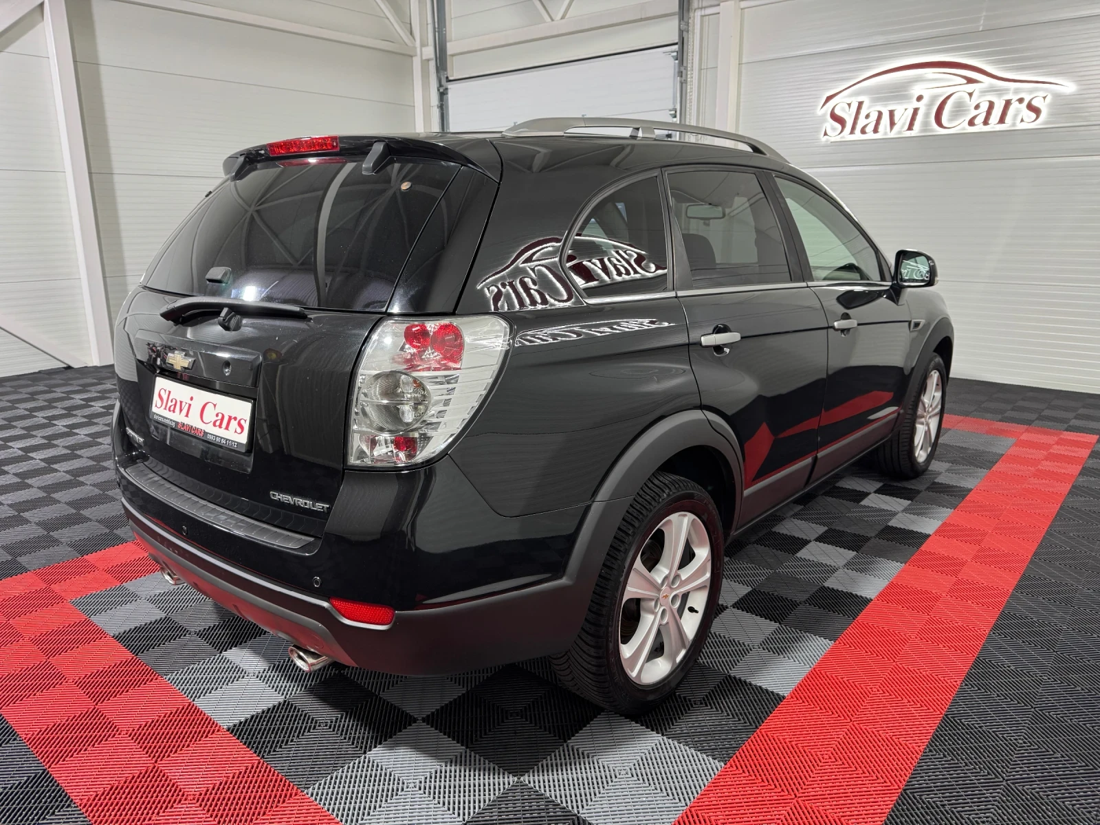 Chevrolet Captiva 2.2 D 184 k.s. LTZ - 4x4/ 7 Местен/ Кожен Салон, снимка 6 - Автомобили и джипове - 53914194