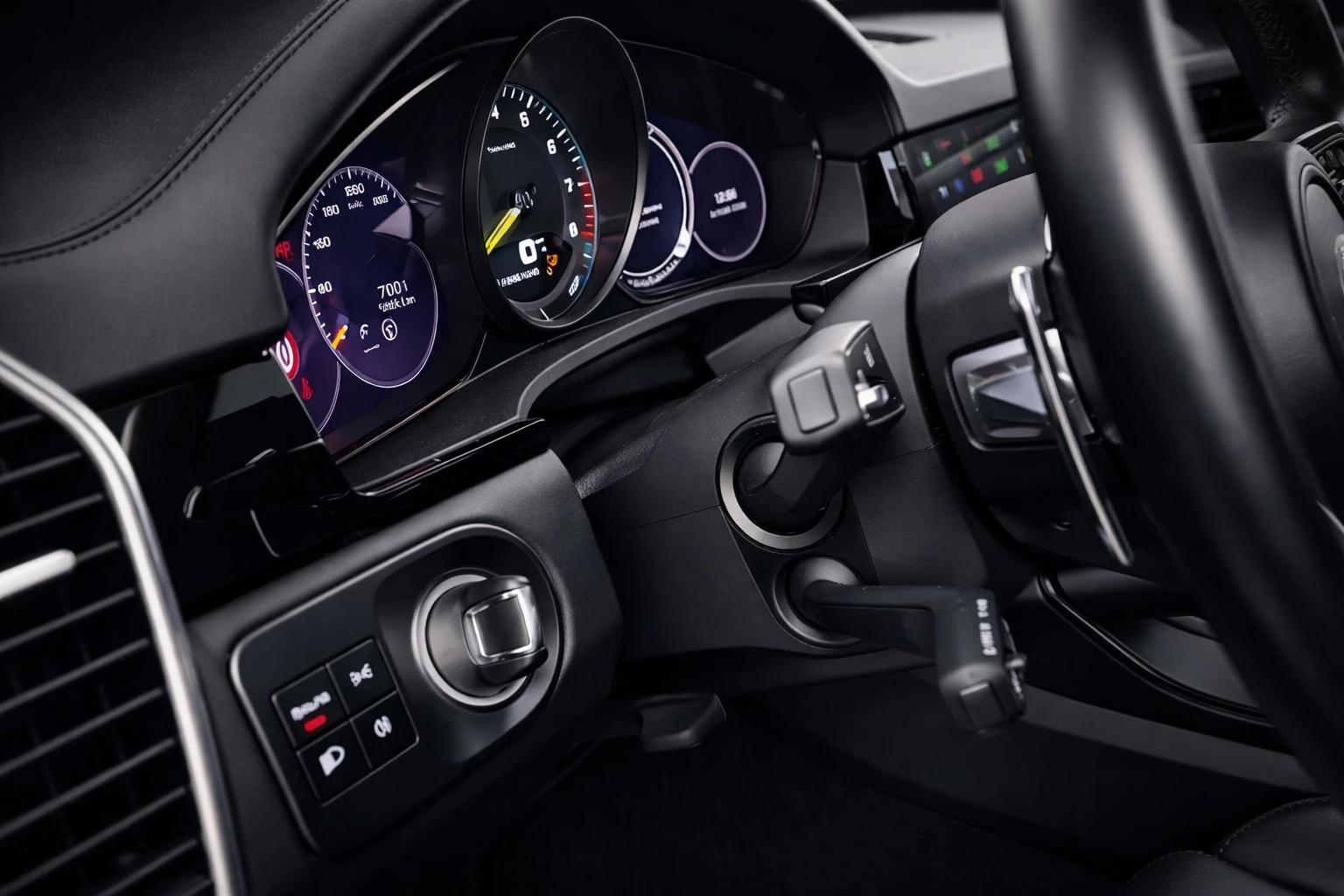 Porsche Cayenne Cayenne E-Hybride Coupé Platinium Edition, снимка 4 - Автомобили и джипове - 54069161