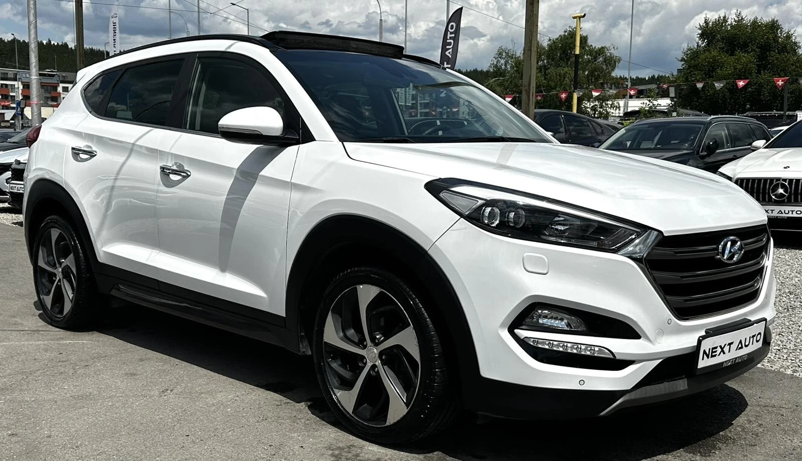 Hyundai Tucson 2.0D 185HP AWD PANO CAMERA LANE ASSIST E6B, снимка 3 - Автомобили и джипове - 55176947
