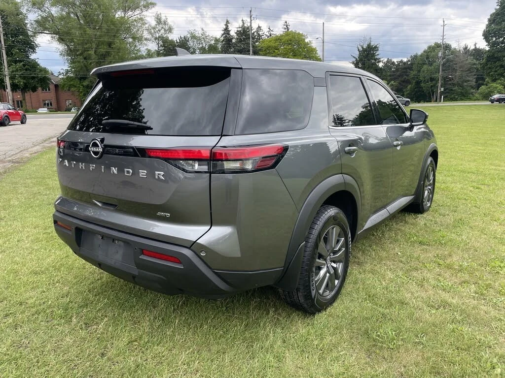 Nissan Pathfinder S* 4WD* DISTRONIC* ПОДГРЕВ* КАМЕРА* М.ТОЧКА* , снимка 4 - Автомобили и джипове - 55433195