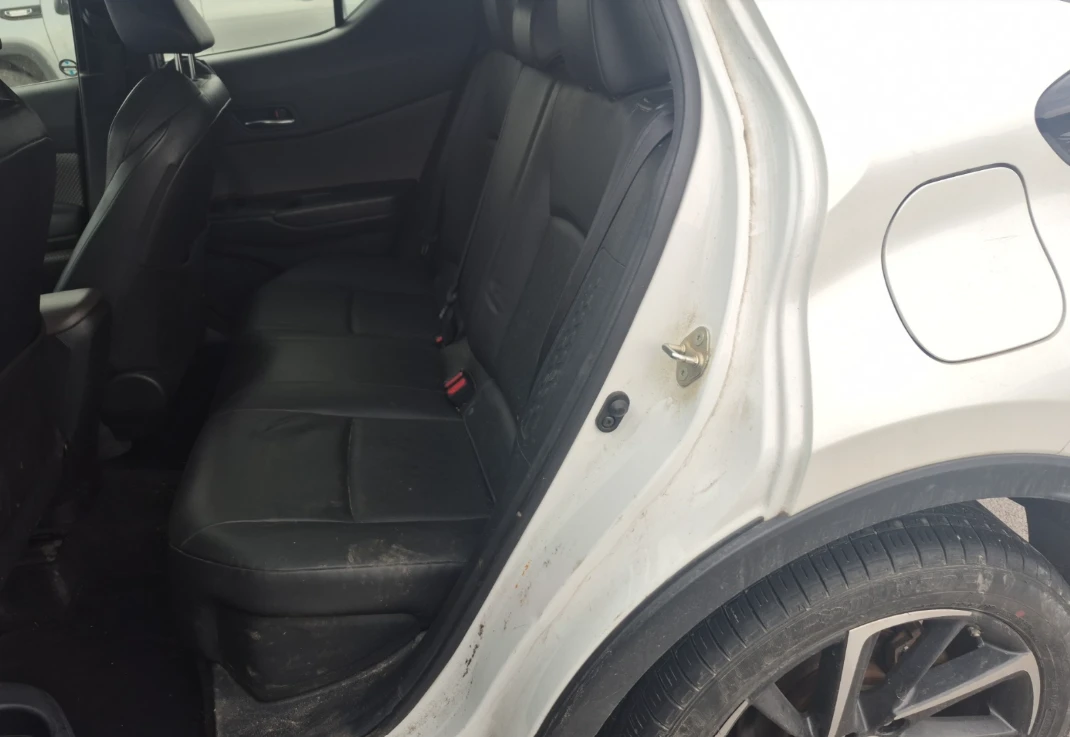 Toyota C-HR * LIMITED* Подгрев* Back Cam* , снимка 10 - Автомобили и джипове - 55446981