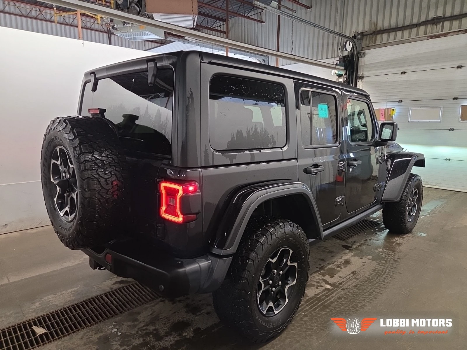 Jeep Wrangler, снимка 3 - Автомобили и джипове - 56099011